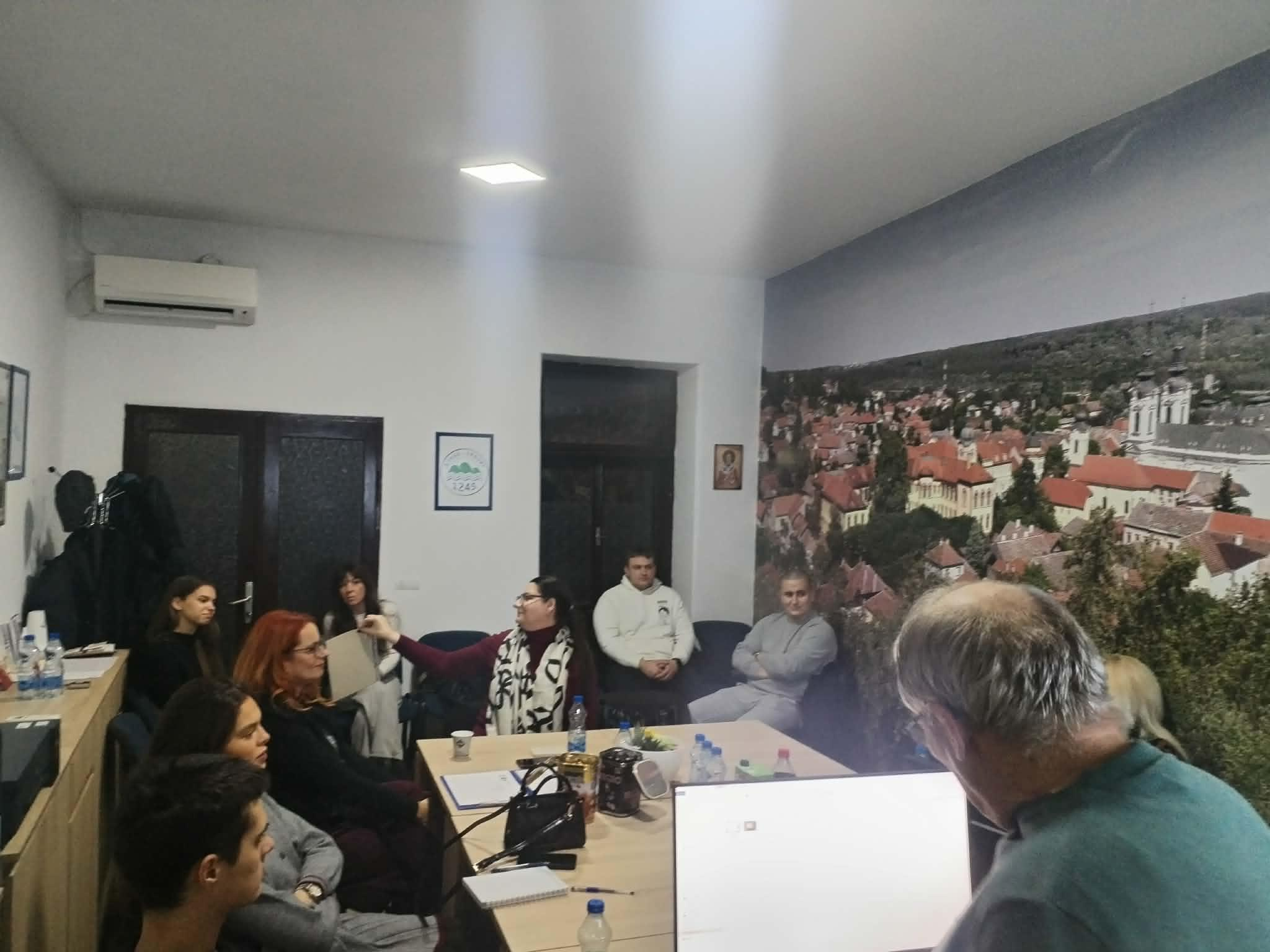 Read more about the article Realizovan projekat „Ekonomsko osnaživanje žena Sremskih Karlovaca“